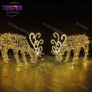 Nouvelle décoration lumineuse géante de renne de Noël personnalisée pour événements commerciaux en plein air, fêtes et expositions de vacances - Product Image 6