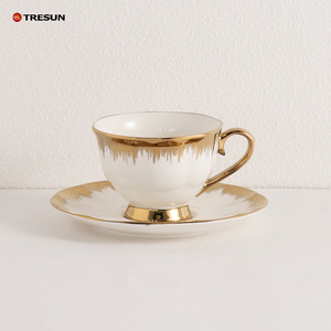 TRESUN Ensemble de vaisselle nordique en gros, ensemble de tasses à café, emballage personnalisé OEM, vaisselle en porcelaine gaufrée à bord doré - Product Image 3