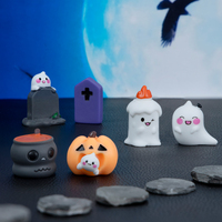 En gros, Breloques vintage d'Halloween sur le thème de la sorcellerie, Figurines en résine crémeuse, Matériel DIY à dos plat Kawaii pour la décoration de boîtes 3D et de festivals
