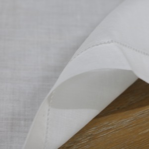 <span class=keywords><strong>Serviette</strong></span> <span class=keywords><strong>de</strong></span> <span class=keywords><strong>table</strong></span> en lin 100% blanc uni, <span class=keywords><strong>serviette</strong></span> <span class=keywords><strong>de</strong></span> <span class=keywords><strong>table</strong></span> pour restaurant, <span class=keywords><strong>serviette</strong></span> <span class=keywords><strong>de</strong></span> <span class=keywords><strong>table</strong></span> pour dîner, 20''x20'', point d'ourlet, <span class=keywords><strong>serviette</strong></span> <span class=keywords><strong>de</strong></span> <span class=keywords><strong>table</strong></span> pour mariage - Product Image 4