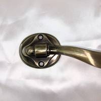 Poignée en métal H040 de style européen en alliage de zinc, designs personnalisables pour accessoires funéraires