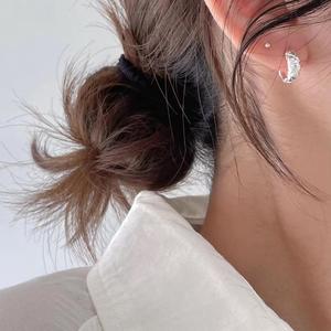<span class=keywords><strong>Pendientes</strong></span> <span class=keywords><strong>de</strong></span> Aro <span class=keywords><strong>de</strong></span> Plata <span class=keywords><strong>de</strong></span> Ley 925 para Mujer <span class=keywords><strong>de</strong></span> Estilo Retro Ins <span class=keywords><strong>de</strong></span> Gama Alta Chapados en <span class=keywords><strong>Oro</strong></span> - Product Image 4