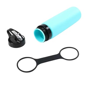 Wholesale Custom Logo Food-Grade Silicone <b>Collapsible</b> Leak-Proof 650ml Hinged Cap Large Capacity Sports Design Travel Mugs - Product Image 2