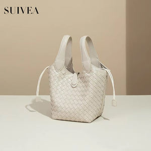 Venta directa de fábrica de bolsa tejida hecha a mano de alta calidad para el verano 2025 Nuevo diseño de nicho Sacs versátiles Main Pour Femmes - Product Image 4