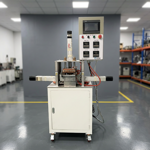 เครื่องจักรบัสบาร์ 220V ควบคุมด้วย PLC ความแม่นยำสูง เครื่องปอกฉนวนทองแดงบัสบาร์อัตโนมัติ CNC - Product Image 1