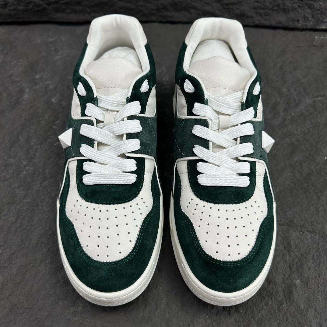 สีเขียว