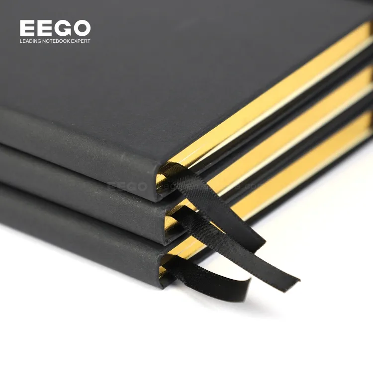 Cahier de papeterie a5 à couverture en papier avec bande élastique avec impression des bords dorés, couverture en papier personnalisée avec logo d'entreprise