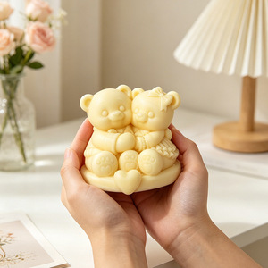 <span class=keywords><strong>Stampo</strong></span> in silicone a forma di <span class=keywords><strong>orsetto</strong></span> per candele aromatiche, gesso e decorazioni, ideale per la creazione di ornamenti e torte fai da te - Collezione Early Riser - Product Image 4