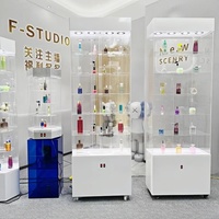 Comptoir de bijouterie de luxe en acier inoxydable, mobilier de magasin, vitrine de présentation de bijoux en verre, armoires à bijoux avec éclairage