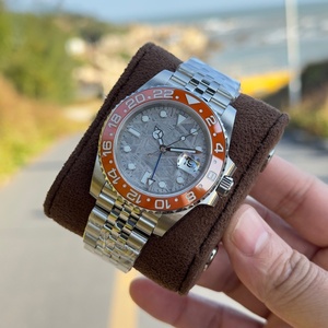 Montre mécanique automatique pour homme en promotion, cadran météorite, <span class=keywords><strong>lunette</strong></span> en céramique orange-brun, bracelet en acier à cinq maillons, double fuseau horaire, lumineuse - Product Image 1