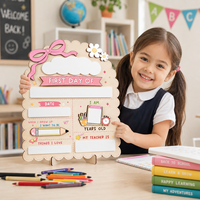 Panneau en bois réutilisable pour la première journée d'école avec support et 8 marqueurs colorés effaçables – Accessoire photo pour enfants – Tableau de jalons de la rentrée scolaire
