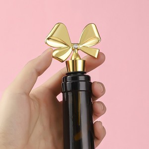 <b>Bow</b> Tie Wine Stopper Gold Silicone Bottle Seal Wedding <b>Gift</b> Party Favors - Product Image 3
