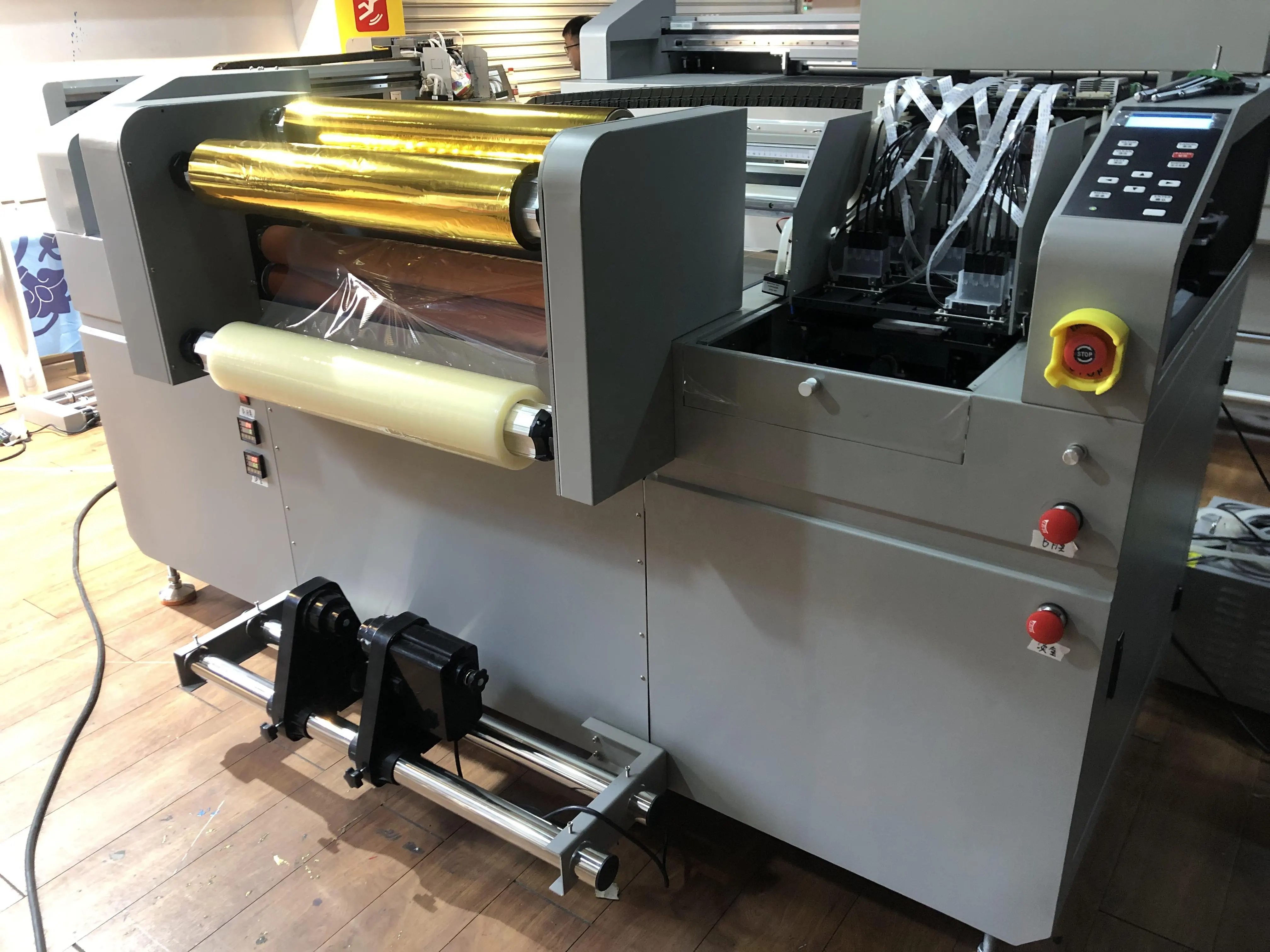 2024 Nieuwe 60Cm Folie Roll Uv Dtf Inkjet Digitale Printplotter Machine Hot Stamping Grote Overdracht Printer Sticker Machine