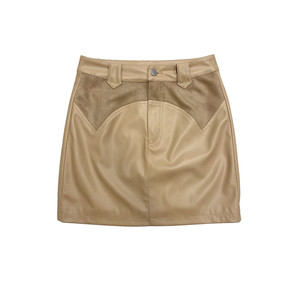 Minigonna in Ecopelle con Dettagli a Contrasto in Stile Western - Product Image 5