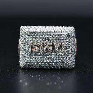 Anillo Moderno de Lujo en Plata de Ley 925 con Moissanita y Arreglo de Múltiples Piedras, Acabado Duradero para Uso Diario Formal Unisex - Product Image 4