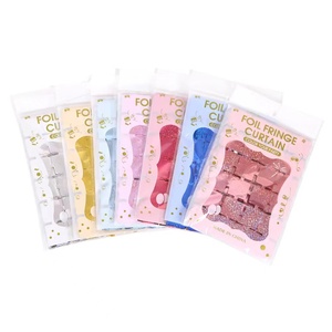 ฉากหลังผ้าไหมประดับพู่ระยิบระยับขนาด 1*2 เมตร สีทอง สำหรับตกแต่งงานอีเว้นท์ งานปาร์ตี้ งานวันเกิด และตกแต่งบ้าน - Product Image 2