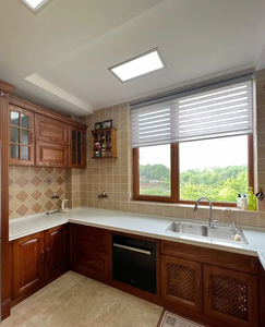 Кухонные шкафы и тумбы для хранения из массива дерева в китайском стиле на заказ - Product Image 6