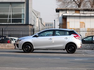 Подержанный автомобиль Toyota Yaris L 1.3L R15 2014 года, бензиновый, леворульный, недорогой седан, 2014-2015 гг., подержанный автомобиль Toyota Yaris L, экономичный автомобиль - Product Image 4