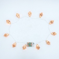 Guirlande lumineuse LED blanc chaud en plastique avec perles en forme de diamant, 190 cm, piles AA, 3 pièces, décoration de sapin de Noël