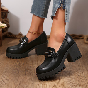 Spring New <b>Style</b> Slip-on High-Heeled Flats, Thick-Soled Large Size Women's Metal Thick-Heeled Low-Top Flats - Product Image 1