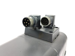 Moteur magnétique 1FT5064-1AG71-4EB0 1FT50641AG714EB0 pour PLC - Product Image 4