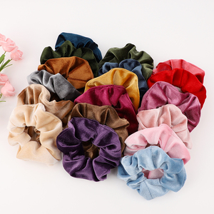 Groothandel Premium Fluweel Scrunchies Sets Elastische Haarbanden Fluwelen Haar Scrunchies Voor Vrouwen Haaraccessoires Haarband Stropdassen - Product Image 3