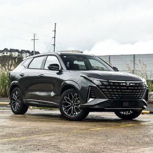 <span class=keywords><strong>รถ</strong></span>ยนต์<span class=keywords><strong>ม</strong></span>ือสอง CHANGAN UNI-Z 1.5 Turbo เบนซิน SUV <span class=keywords><strong>รถ</strong></span>ใช้น้ำ<span class=keywords><strong>ม</strong></span>ันเบนซิน <span class=keywords><strong>รถ</strong></span> SUV <span class=keywords><strong>ม</strong></span>ือสอง - Product Image 3