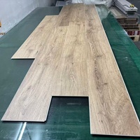 Mejor azulejo de vinilo de lujo roble LVT suelo rígido de vinilo de alto brillo piso de PVC