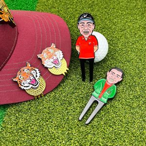 <b>Golf</b> Divot Tool Metal Double Sided Ball Fork Cap Clip Magnetic Ball Marker Green Fork Gift - Product Image 4