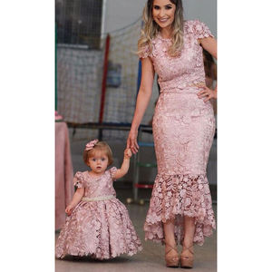 Vestido de Fiesta de Encaje Completo Romántico Personalizado para Niñas, Diseño de Vestido de Boda con Mangas Cortas y Bordado para Bebés - Product Image 1