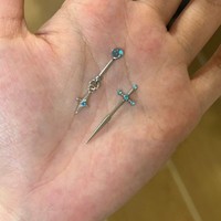 Boucles d'oreilles tendance en forme d'épée bleue pour femme, avec pendentif étoile et boule ronde, bijoux fantaisie