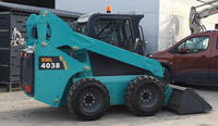 Chargeuse compacte sur pneus à déplacement latéral SWL4038 à haut débit hydraulique avec système de nivellement automatique, équipement de construction mini stable