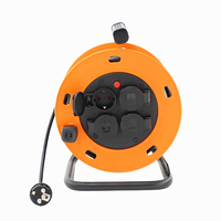 Enrouleur de câble extérieur toute l'année, câble de 25/30 m, 2,5 mm, 4 prises Schuko, couvercle H07RN-F 3G2.5, étanche IP44, électronique grand public