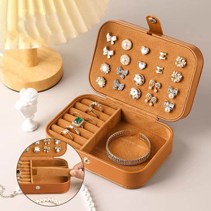 Boîte de rangement pour boucles d'oreilles <span class=keywords><strong>et</strong></span> clous d'oreilles de luxe haut de gamme, bijoux à la main, anneaux <span class=keywords><strong>et</strong></span> colliers, étui à bijoux portable en or, nouvelle arrivée - Product Image 3