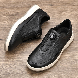 Chaussures de marche pour hommes en cuir véritable, bout rond, semelle extérieure en EVA, doublure en peau de porc, légères, avec boucle automatique - Product Image 1
