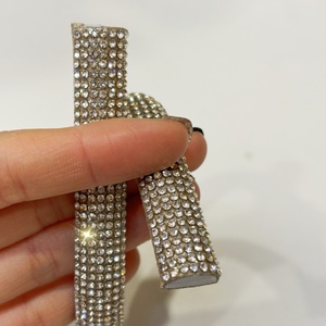 Atacado Personalizado 13mm Semi-Círculo Diamante Algodão Núcleo Rhinestone Corda Cadeia-Shaped Sapato Acessórios Cristal Materiais - Product Image 5