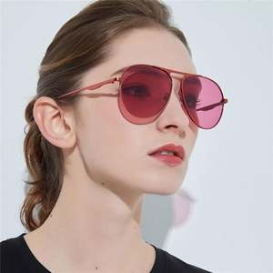 Gafas de Sol Rojas con Marco Metálico Vintage de Moda 2020 para Mujer, Gafas de Sol Extra Grandes con Protección UV400 - Product Image 1