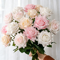 Roses artificielles Real Touch en gros, roses blanches pour la décoration de mariage, décoration de la maison et des événements, arrangement floral