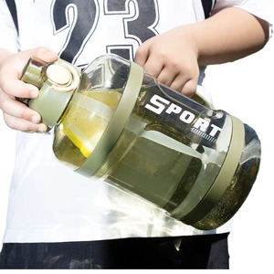 Bouteille d'eau de sport de grande capacité avec paille réutilisable pour la remise en forme en plein air - Product Image 5