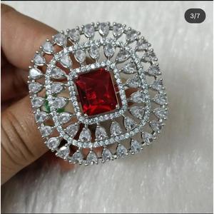 Zirconia cúbica verde tachonado aleación ajustable Zirconia cúbica anillo plateado producto a granel hecho a mano - Product Image 4