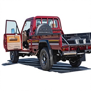 Land Cruiser LC79 Pickup 2022 4.2L 4x4 Diesel Cabina Singola 6 Posti Cerchi R18 Aria Condizionata Manuale Guida a Sinistra Sedili in Pelle Alluminio - Product Image 1
