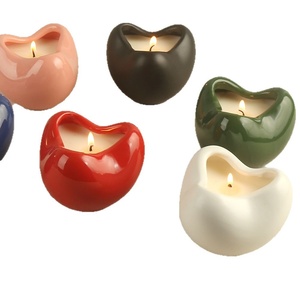 Nouveau Porte-Bougie et Pot en Céramique Créatif et Simple pour Mariages, Célébrations, Anniversaires, Commémorations - Ornement de Bougie Parfumée - Product Image 1