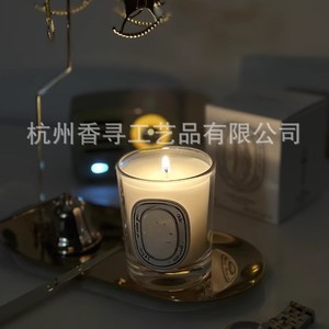 Velas Aromáticas Personalizadas con Aroma a Bayas, Rosa y Flor de Cerezo, 70g 190g, Regalo de Cumpleaños, Cera de Soja, Forma Cilíndrica, Hechas a Máquina - Product Image 5