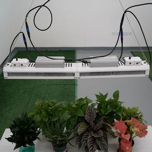 Luces LED de Espectro Completo de Aluminio de Alta Pureza PTU 650W para Cultivo en Invernadero, Etapas de Crecimiento de Frutas y Vegetales - Product Image 1