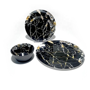 Ensemble d'assiettes de service rondes en mélamine noire et blanche légères de haute qualité pour le dîner - Product Image 1