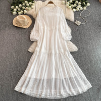 Robe longue décontractée pour femme, style romantique français, avec dentelle, col rond, manches bouffantes, taille froncée et volants, idéale pour le printemps et l'automne