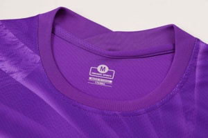 Prix usine 100% Kit d'entraînement de football en polyester à vendre maillot de football violet et short maillot de football en gros enfants - Product Image 5