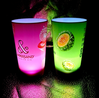 Sous-verre lumineux LED personnalisé OEM, base de glorification de bouteille clignotante pour articles promotionnels événementiels