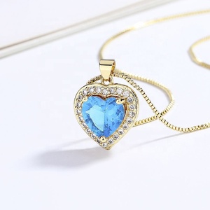 สร้อยคอหัวใจประดับเพชรซิคอนชุบทอง 18K สไตล์แฟชั่นสำหรับผู้หญิง - Product Image 3