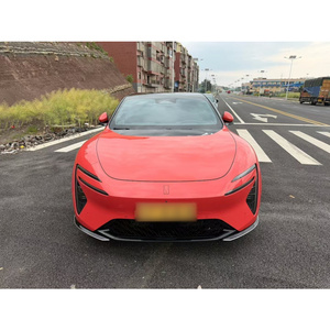 Voiture d'occasion Guazi 2025 Avatr 06 – Livraison à temps – Berline hybride électrique REEV à énergie nouvelle, automatique, conduite à gauche, quasi-neuve, faible kilométrage - Product Image 4